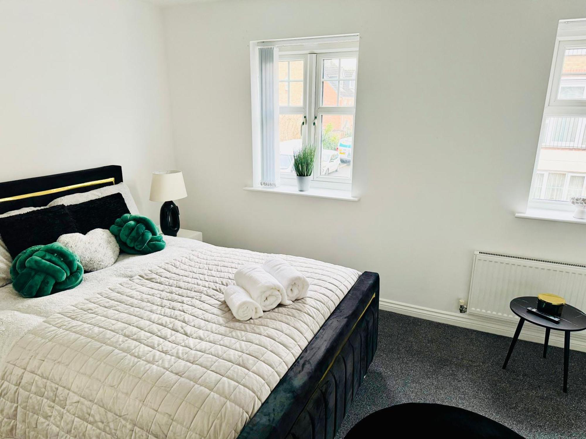 Harmony House 3 Bedroom New Build For Families, Contractors, Black Country Museum Sleeps 6 Tipton Kültér fotó